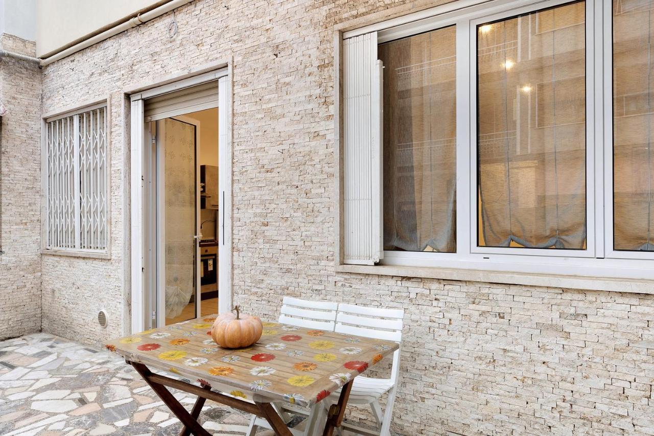 La Ballerina Di Appartement