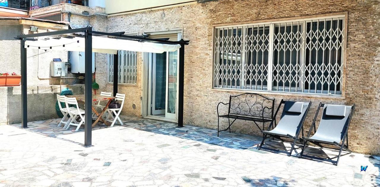 La Ballerina Di Apartment Alassio